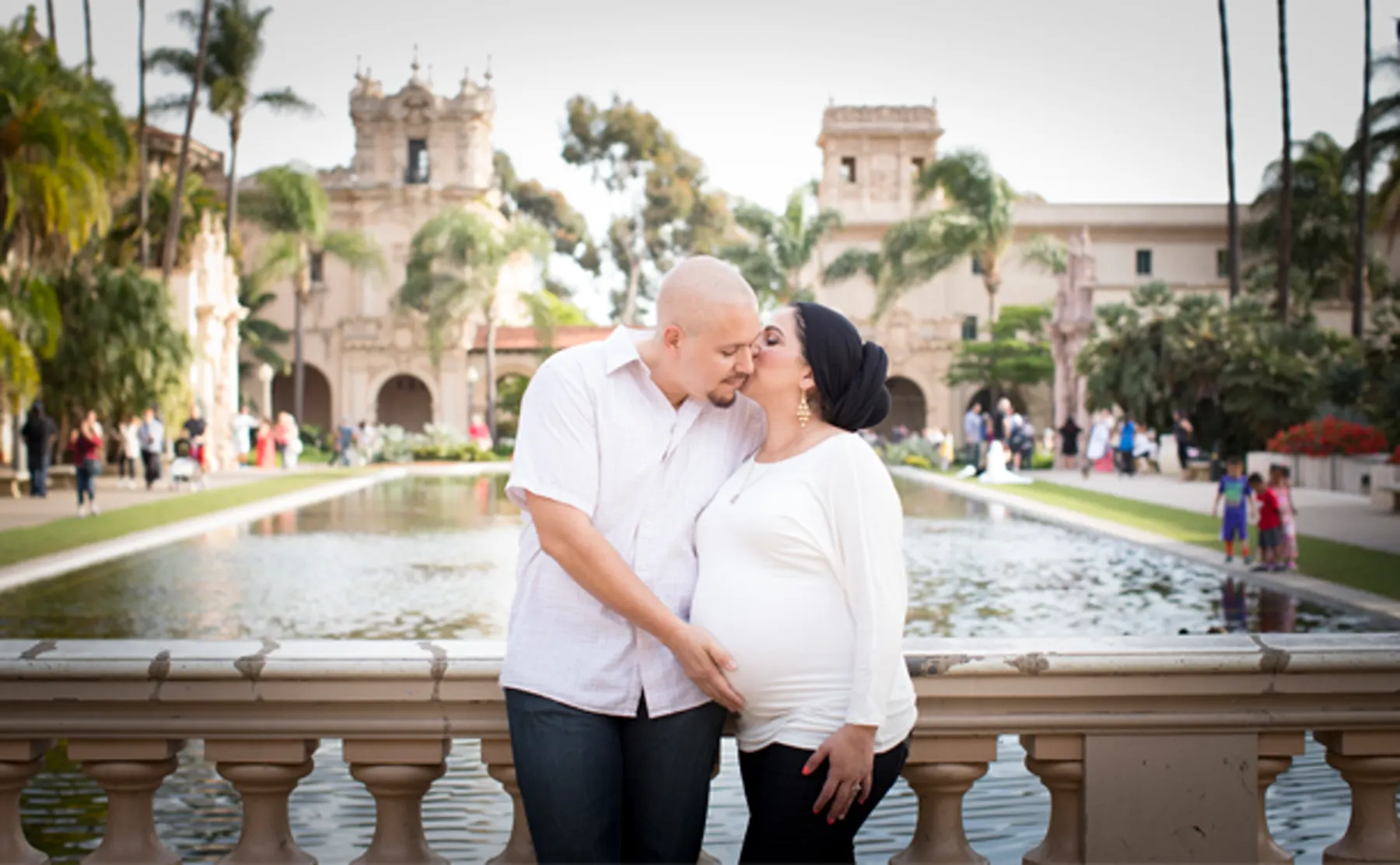 Pregnancy Shoot with Family Beltran photograph